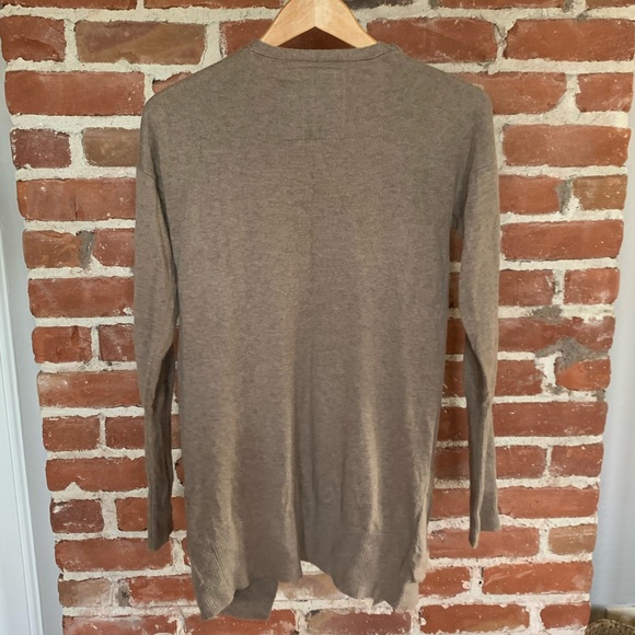 Hollister Co boyfriend sweater w ruffle S - Picture 4 of 4